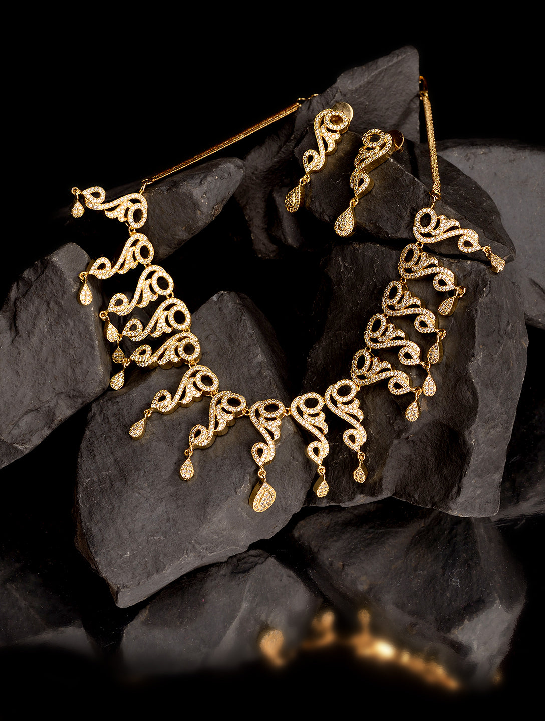 Gold Plated white AD Studded Stylish Choker Necklace dropdown Earrings Set